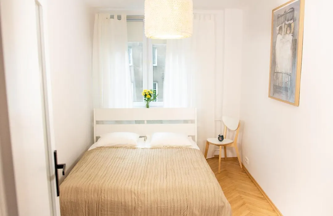 Wilcza Apartament-1