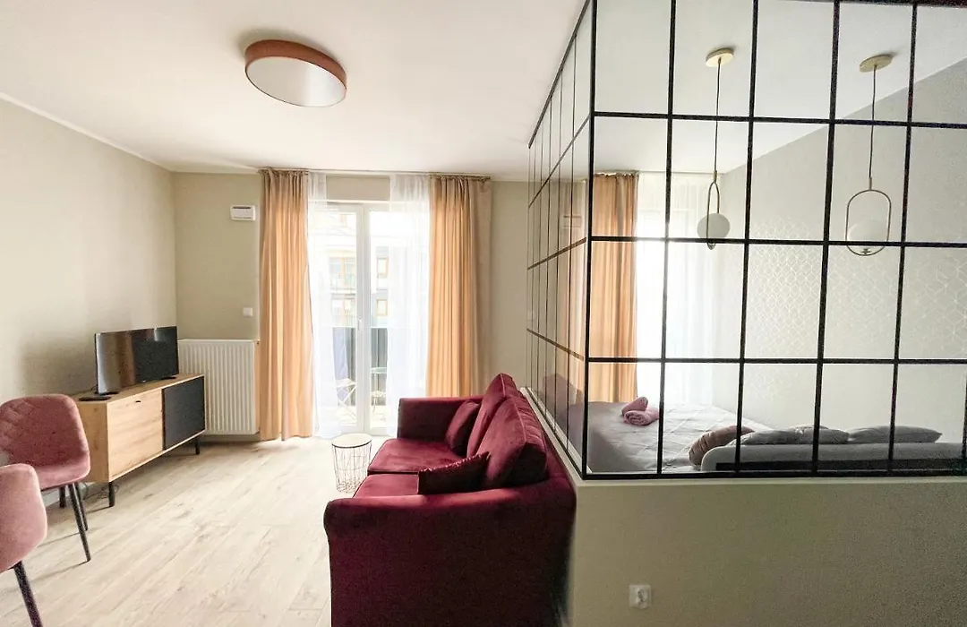 SuperApart Omulewska - Szpital Wojskowy-1