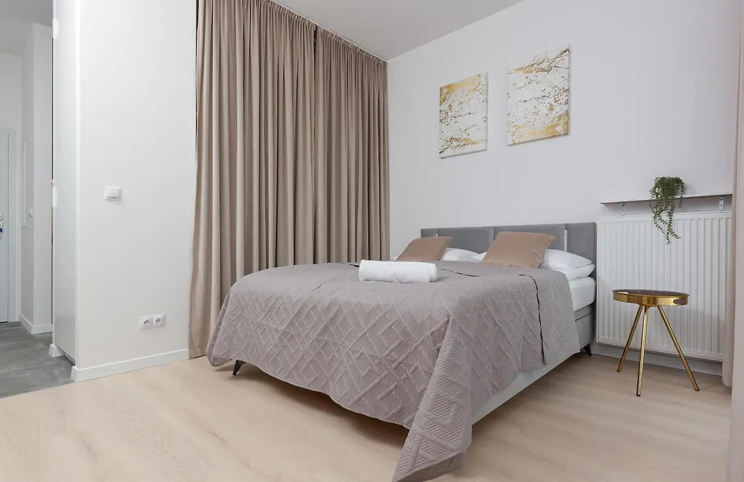 Golden Apartment Ursynow By Noclegi Renters-1