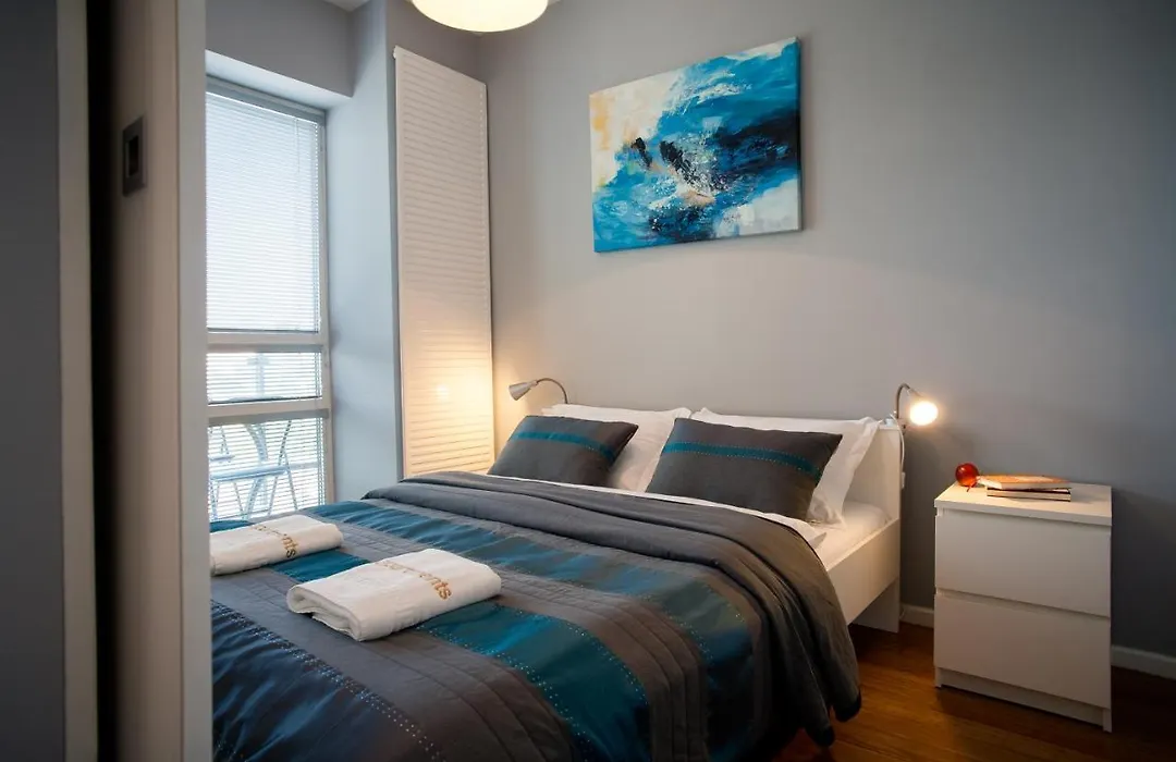 Platinum Towers Luxury Apartments-1