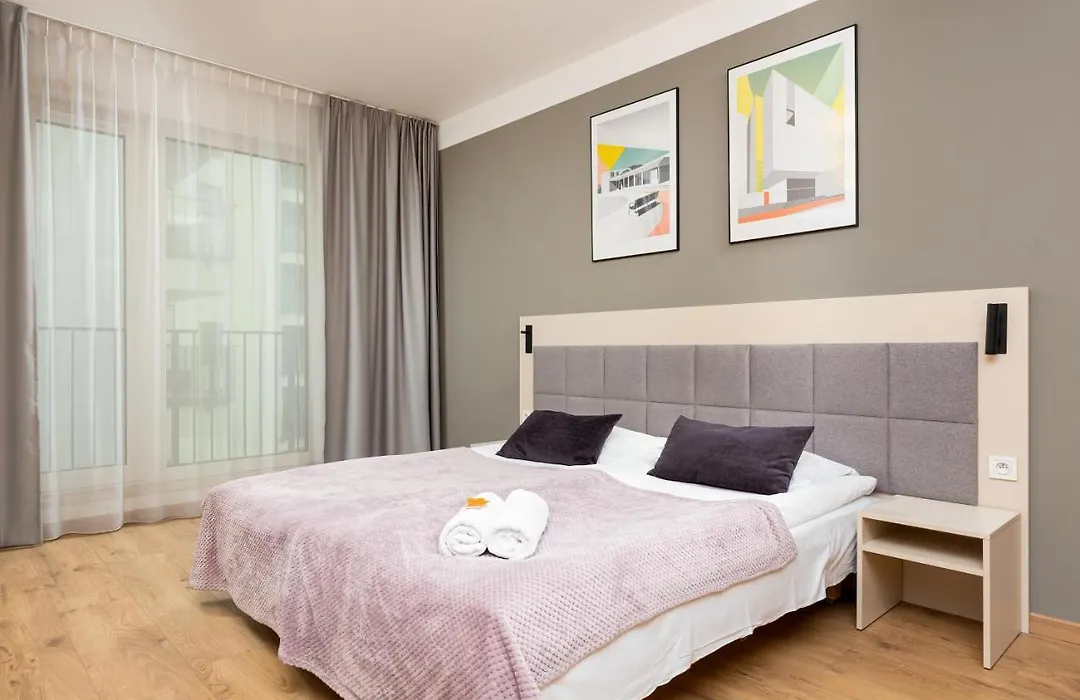 Business Studio Apartments Wolska By Noclegi Renters-1