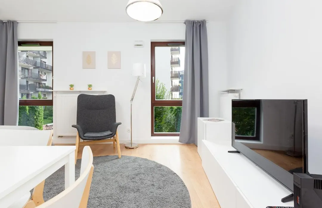 Apartments Westfield Arkadia Burakowska by Renters-1