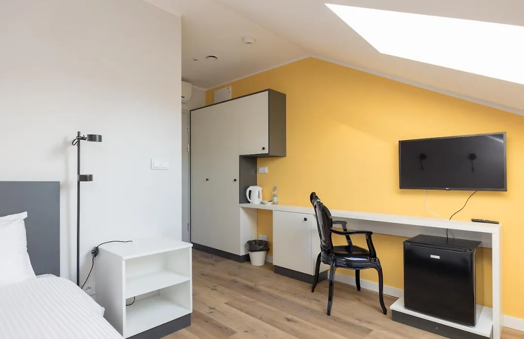 Ae Hostel Nowy Swiat By Bookinghost-1