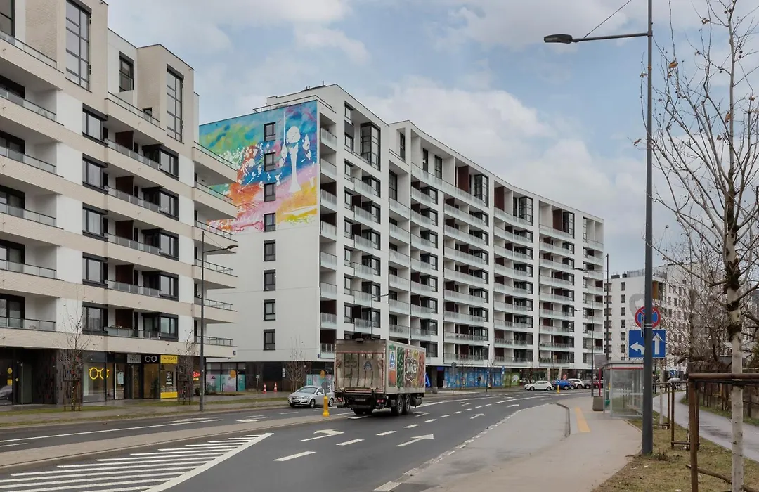 Artistic Żoliborz Apartments by Renters-1