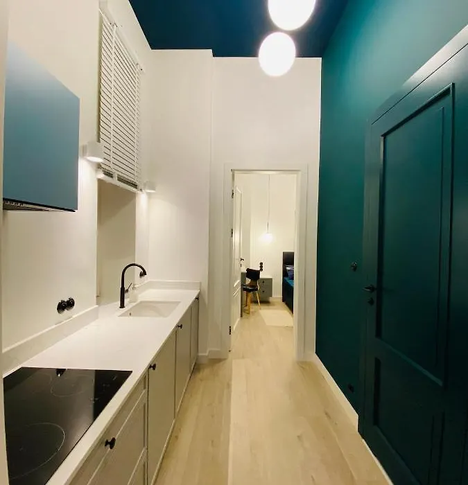1 Bedroom Apartment 3 Minute Walk To Wilenska Metro-1