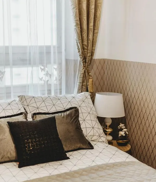 Clicktheflat Gdanski Center Prestige Apart Rooms-1