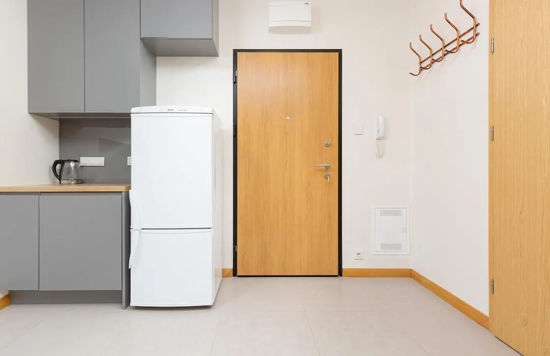 Kolorowy Gocław Apartment by Renters-1