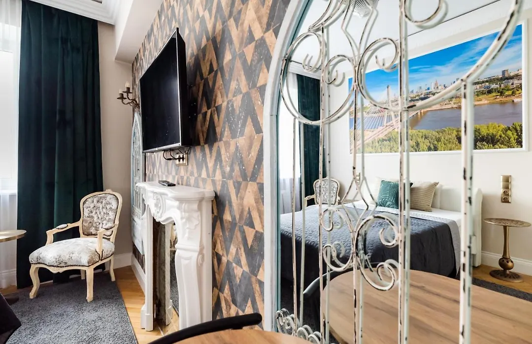 City Centre All In One Apartment By Bookinghost-1