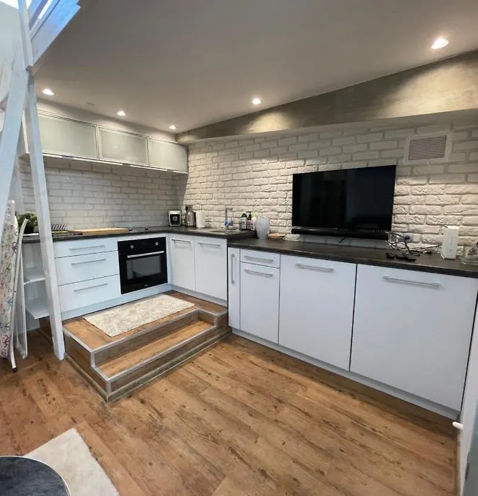 Waryńskiego 9 - piękna panorama miasta - Smart TV 42 cale - WiFi - ekspres kapsułkowy - w pełni wyposażona kuchnia-1