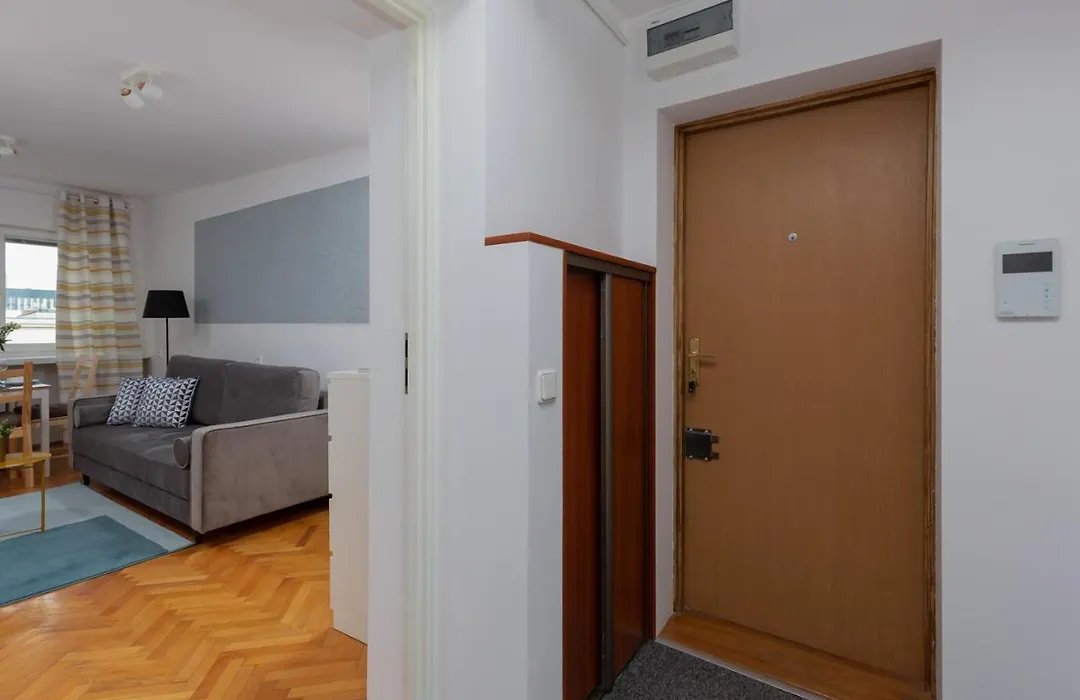 Stars Apartament City Center By Noclegi Renters-1