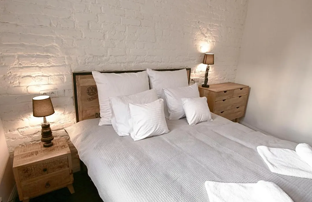 Dream Factory Apartment-1