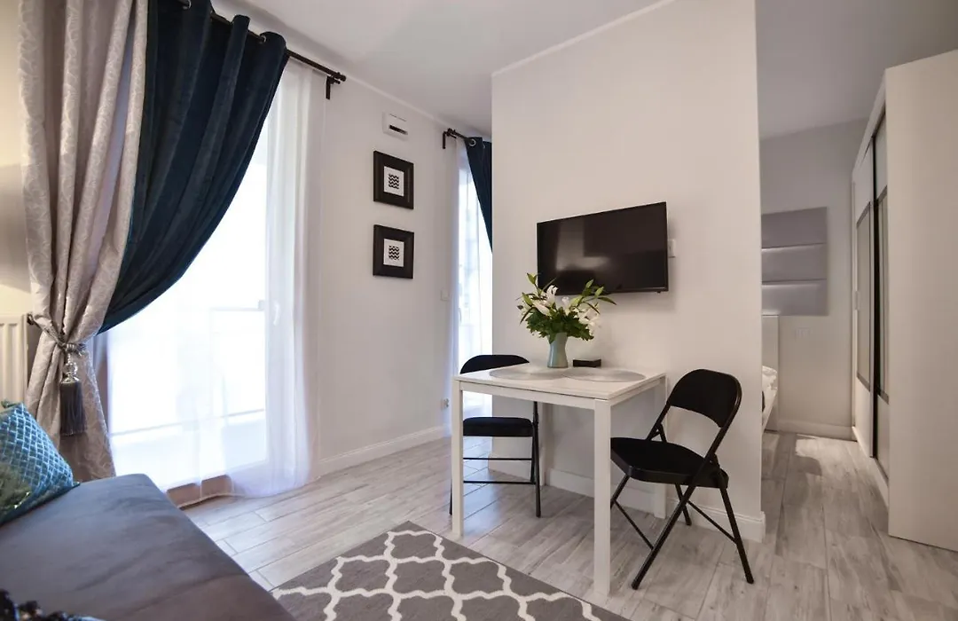 Kasprzaka 31A Free Garage By Perfect Apart-1
