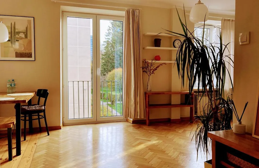 Elegant Apartment - City Center, Near Old Town-1