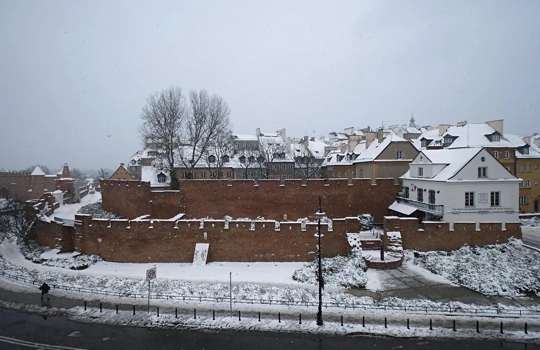 Noctis Old Town-1