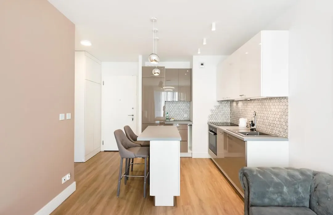 Wola Bloom Apartment By Bookinghost-1