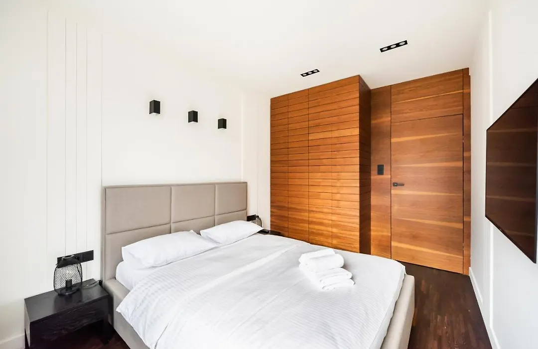 Wola Luxury Wooden Apartment By Bookinghost-1
