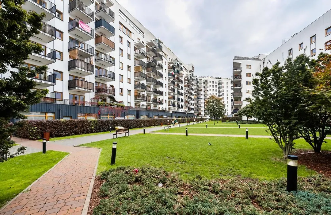 Wola Sunset Apartment Free Parking-1