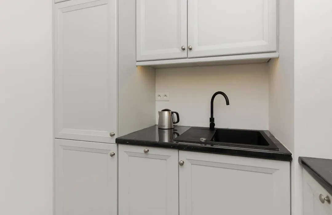 Niemcewicza Pet-Friendly Apartment by Noclegi Renters-1