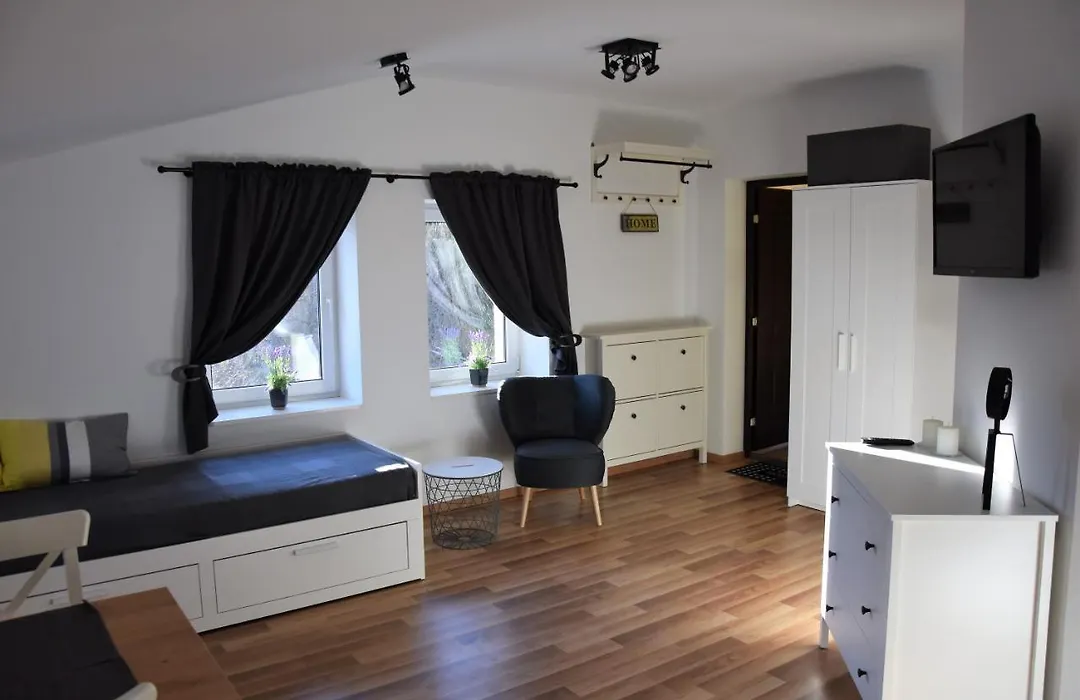 Apartamenty Coco Premium Saska Kepa-1
