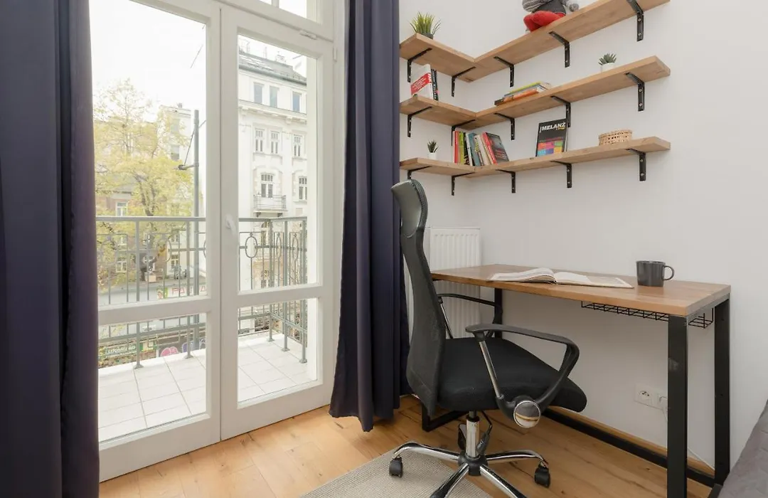 Apartment With Balcony Warsaw'S Praga By Noclegi Renters-1
