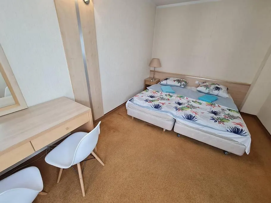 10Q - Z6 Apartment 206-1