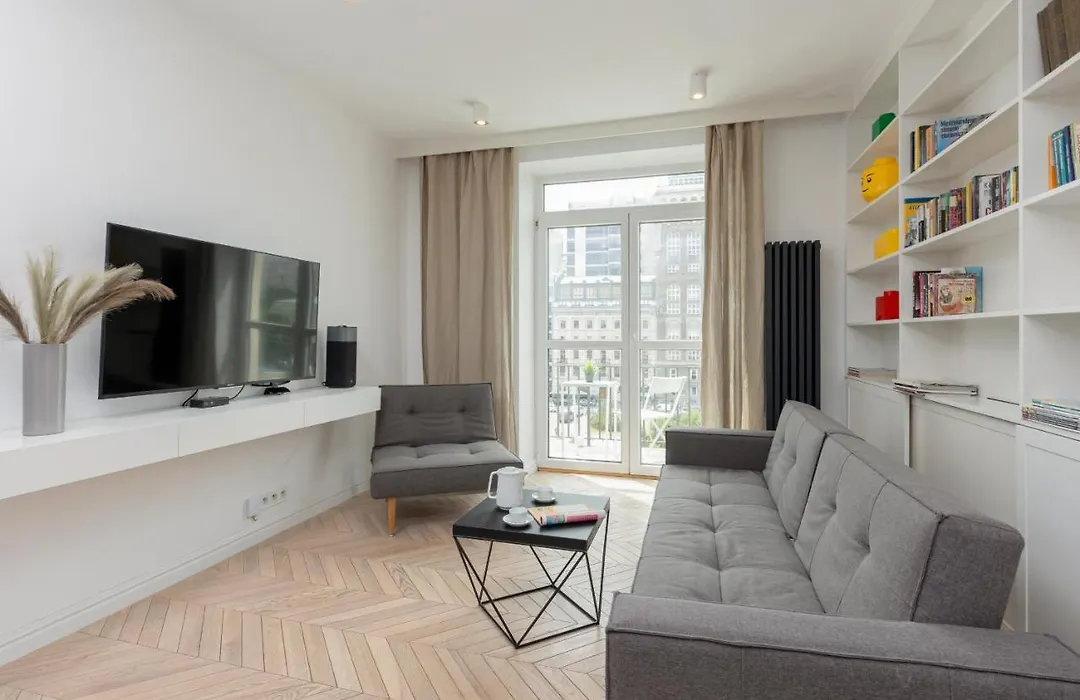 Trendy Apartment Marszałkowska with City View near Ogród Saski by Noclegi Renters-1