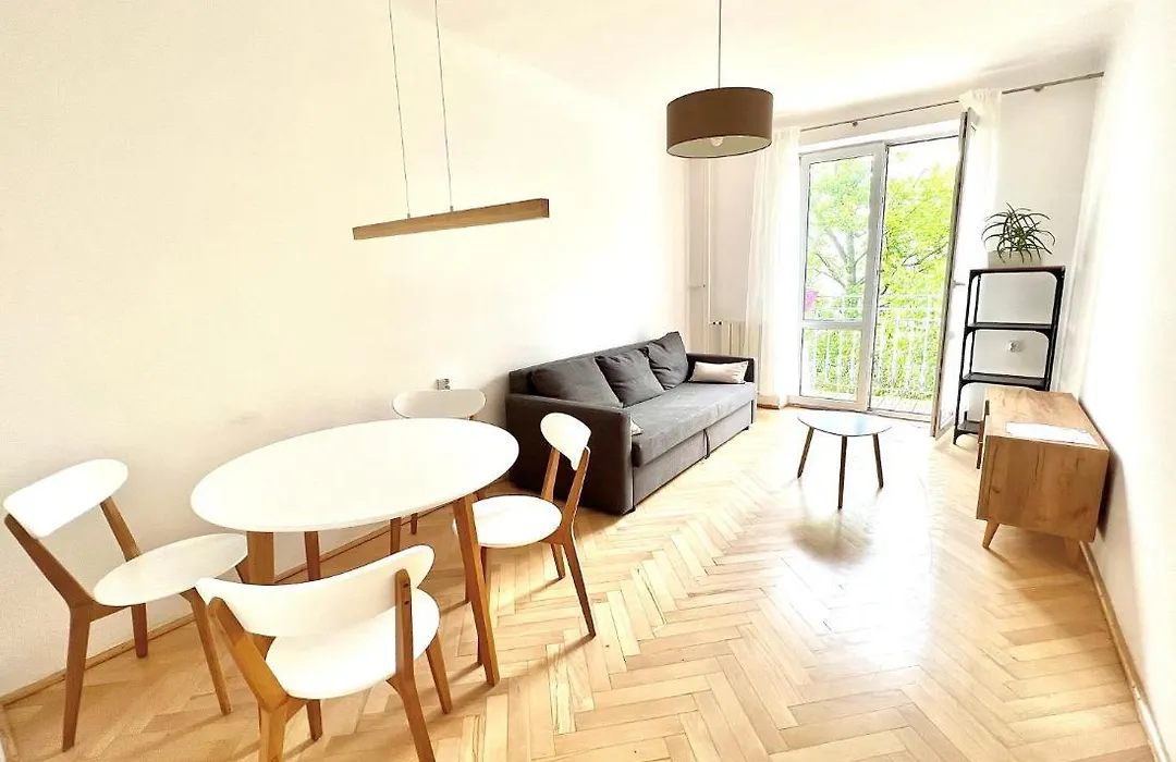 Cosy, Comfy, Polin, Old Town-1