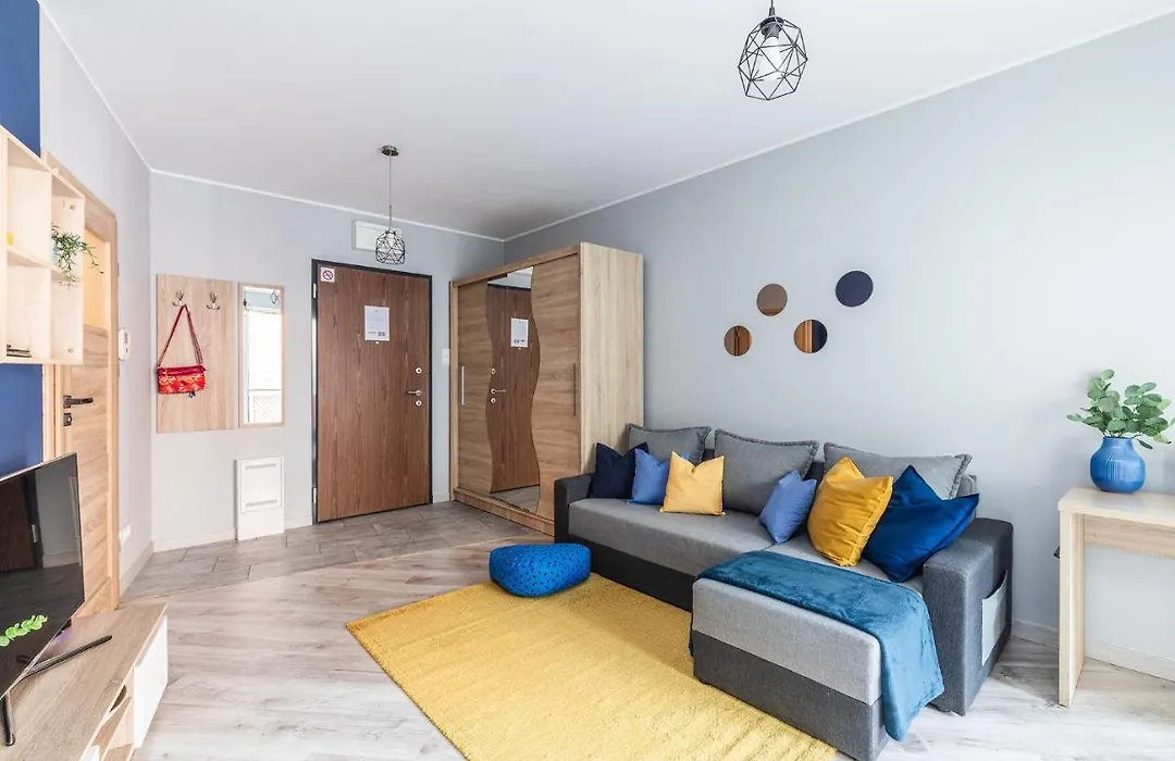 Superapart Stalowa 39 Modern Unit With Kitchen & Wifi-1