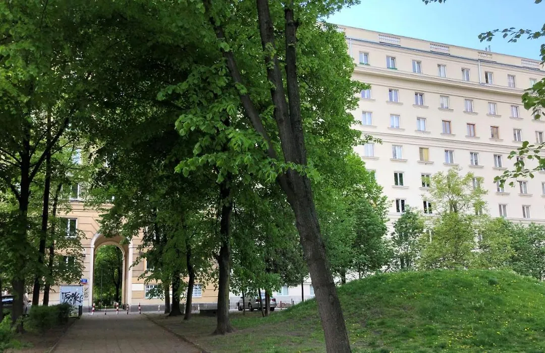 Elegancki Apartament W Centrum Warszawy-1