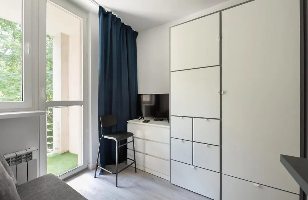Wola Comfort Studio #1 By Bookinghost-1