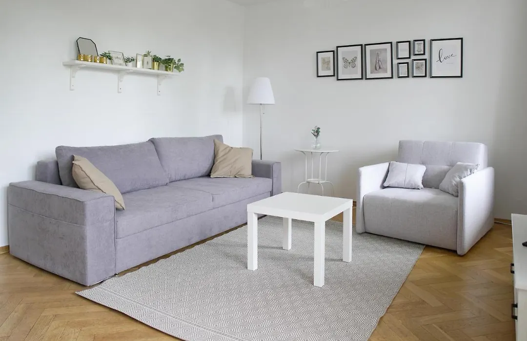 Apartament przy Parku Saskim-1