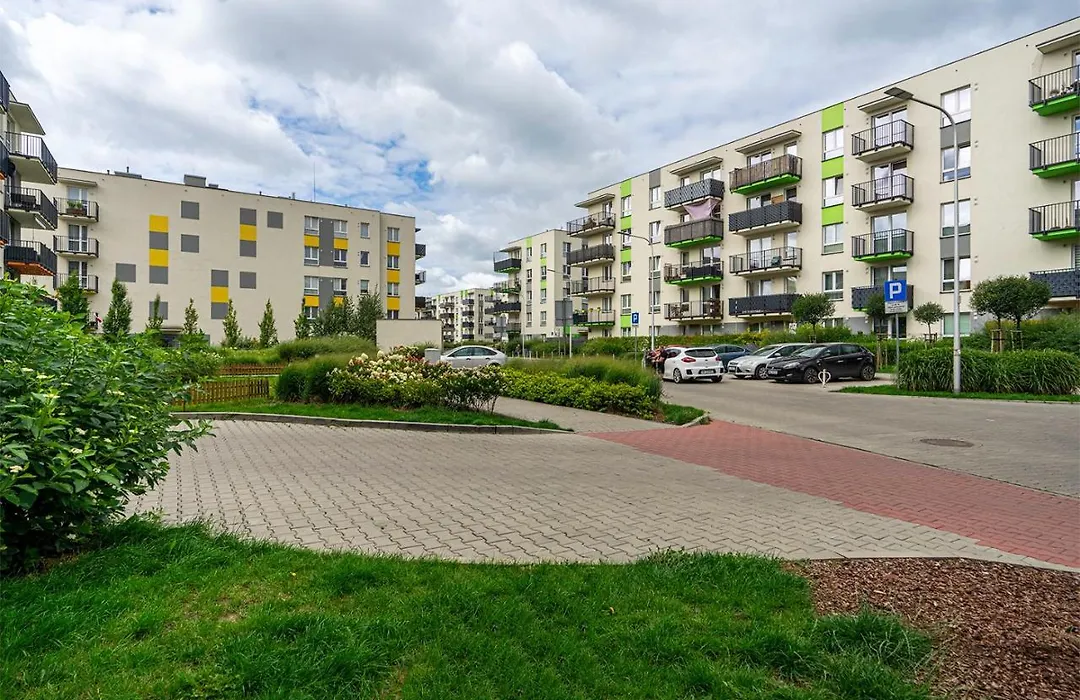 Wlochy Klinkierowa Comfort Apartment By Bookinghost-1