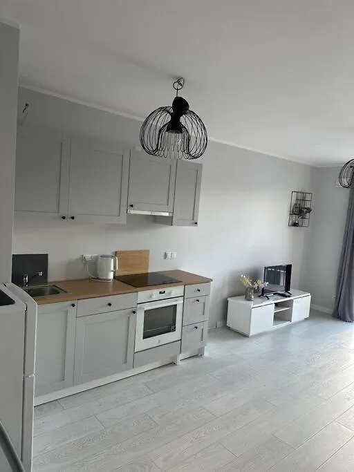 New 1 Bed Apartment With Balcony, Local Amenities-1