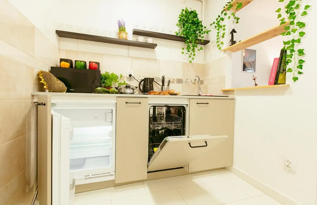Chmielna - 250m od Złotych Tarasów, 350m od Dworca Centralnego - Wifi - Smart TV 55 cali - Better Rental-1