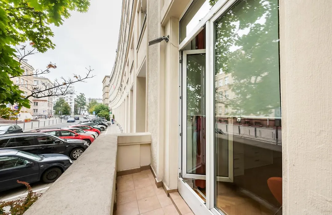 Plac Zbawiciela 3-Bedroom Apartment-1