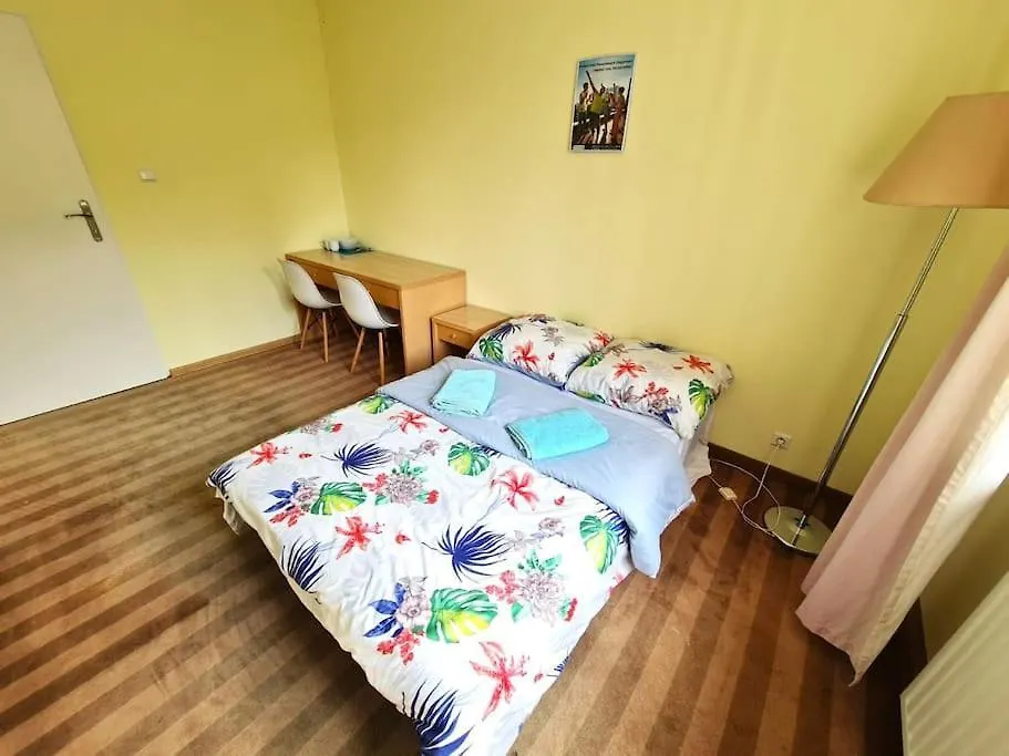 Fantastic Waw - Z6 Room - 303B-1
