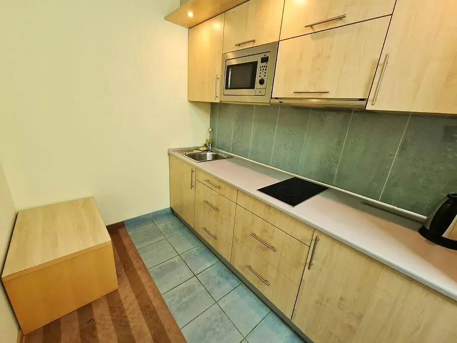 Fantastic Waw - Z6 Room - 304B-1