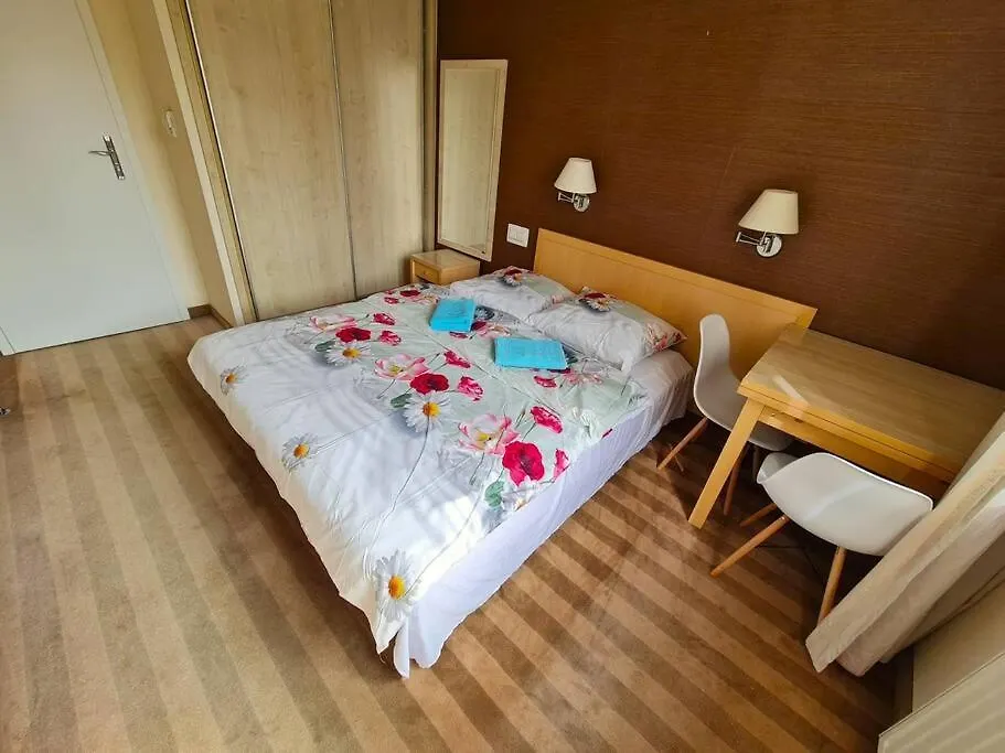 Fantastic Waw - Z6 Room - 304A-1