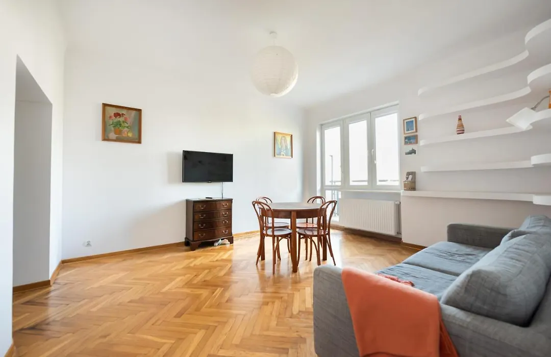 Plac Wilsona 2-Bedroom Apartment By Bookinghost-1