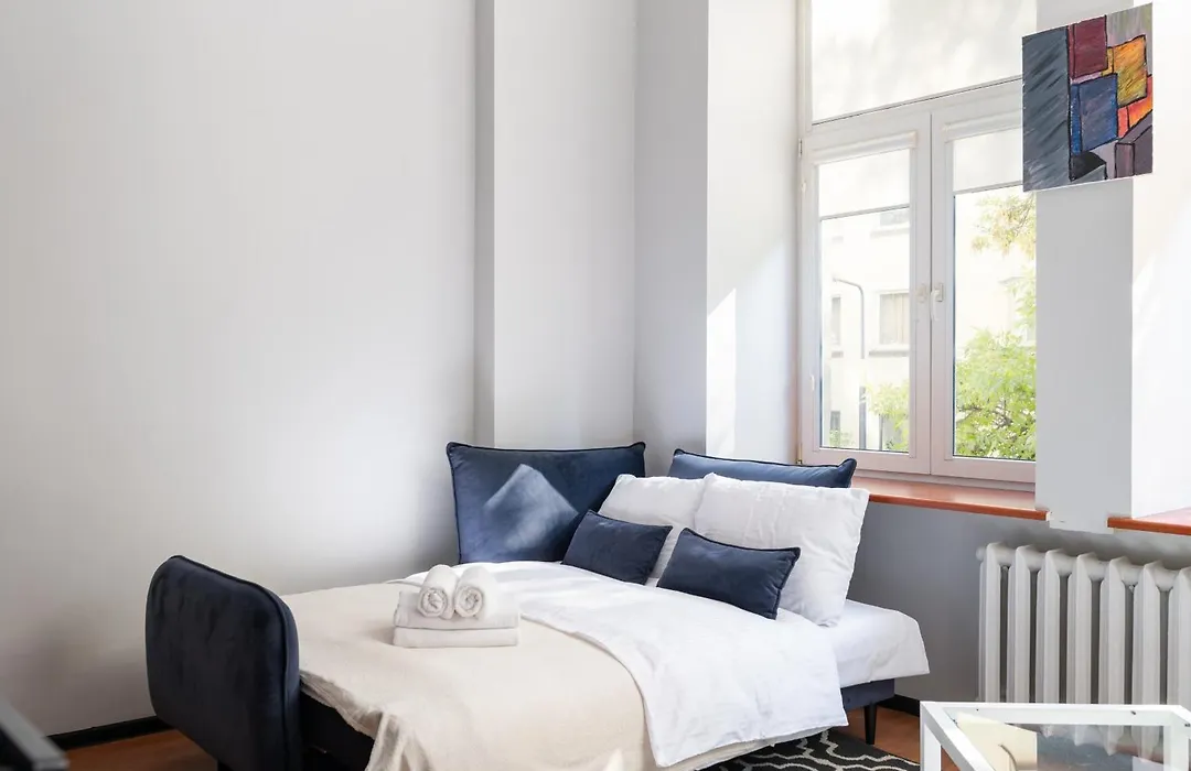 Hoża 62 Comfort Studio by BookingHost-1