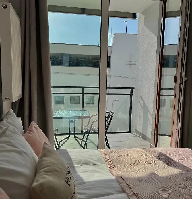 Studio Apartment Raspberry by Galeria Północna-1