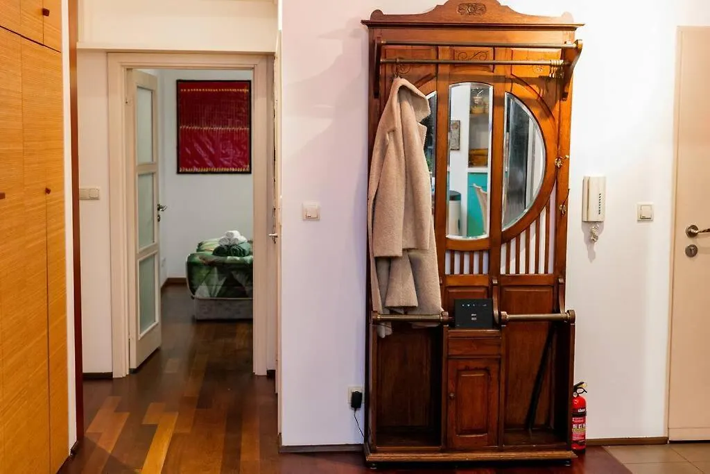 Stunning Apartment. Garage. Security. Mokotow Area-1