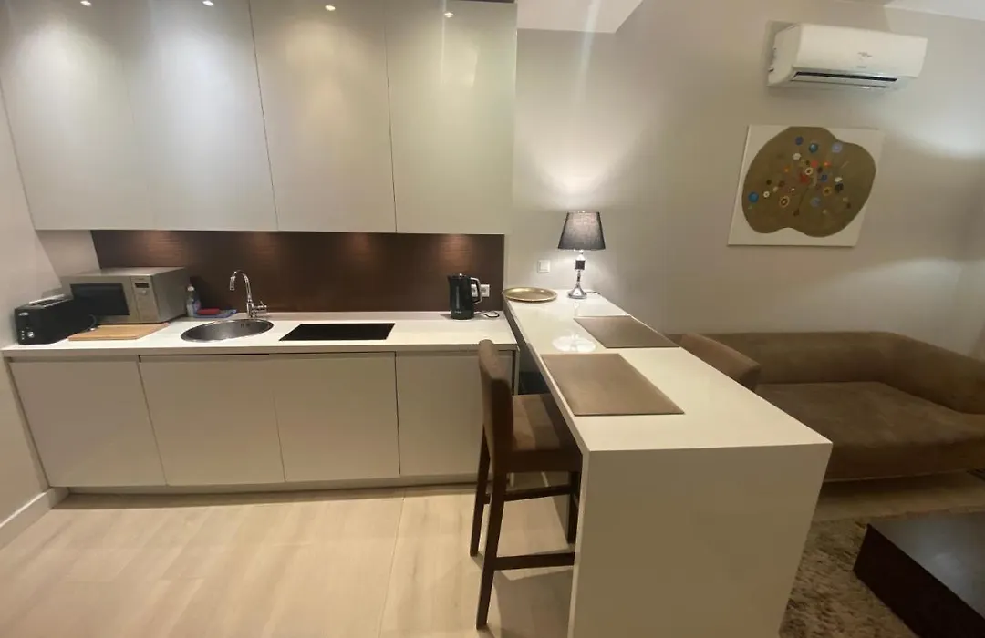 Platinum Towers Great View Balcony 1 Bedroom-1