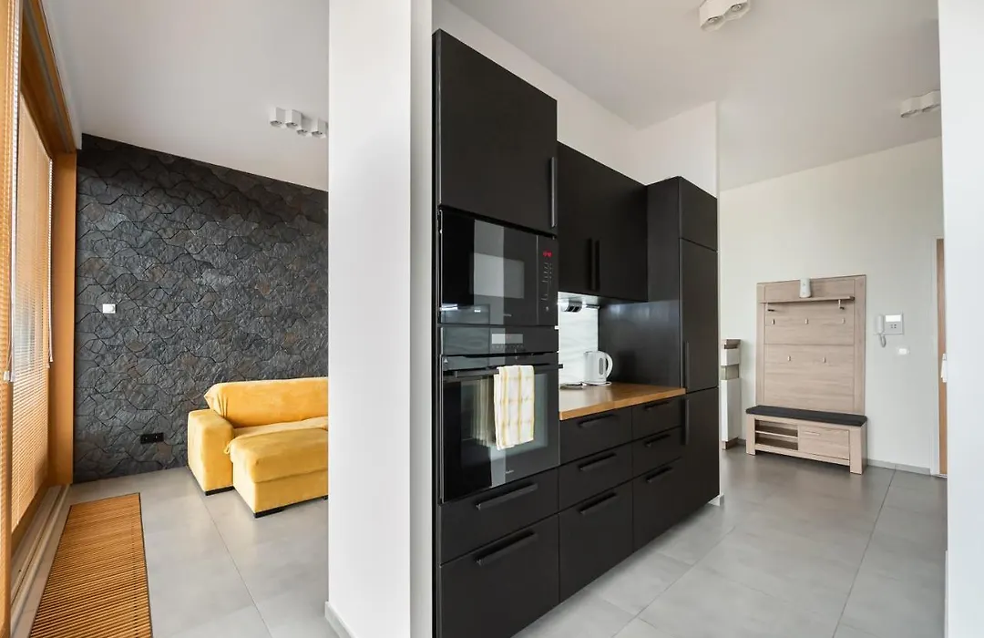 Metro Imielin 13Th Floor Apartment By Bookinghost-1