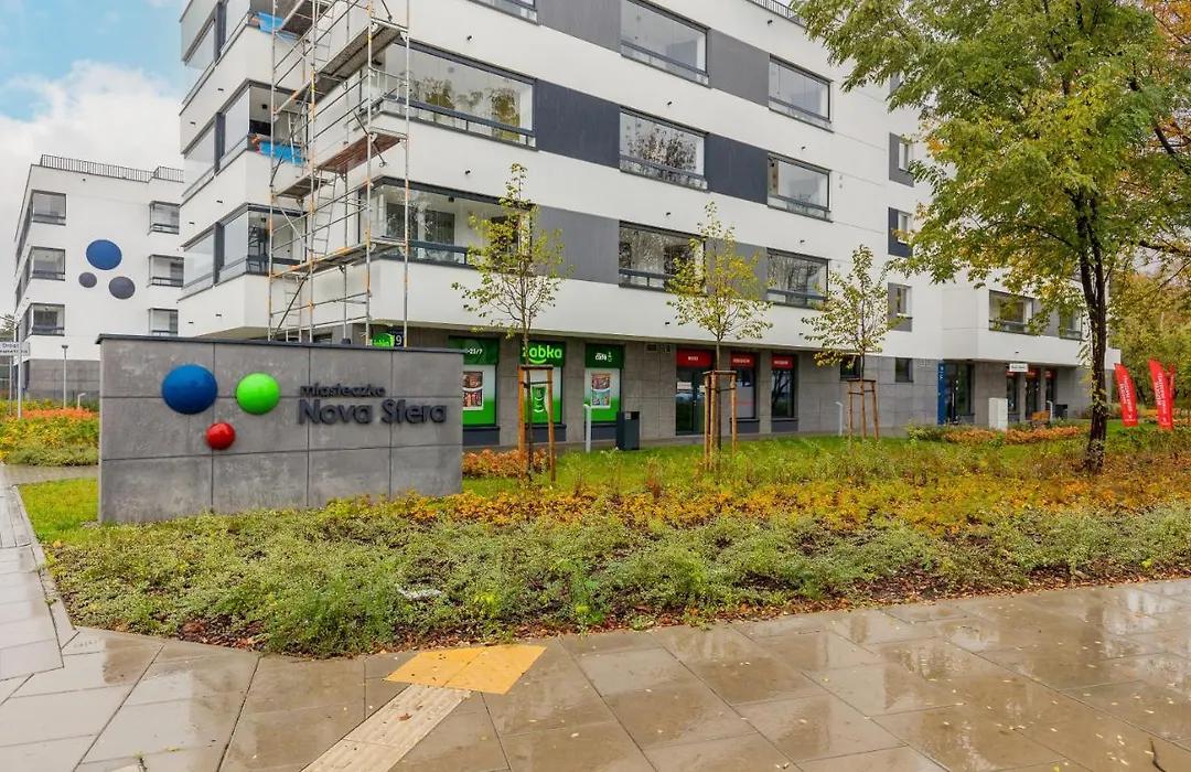 Goodnight Apartments Białołęka with 2 Bedrooms&Parking by Noclegi Renters-1