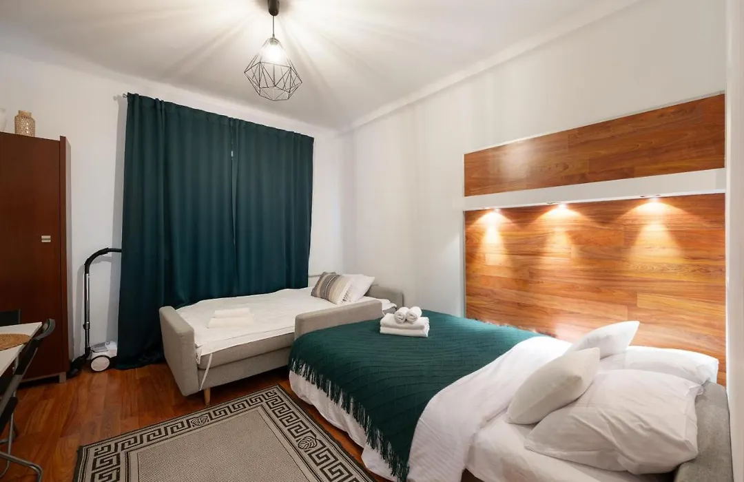 Kino Femina Comfort Studio By Bookinghost-1