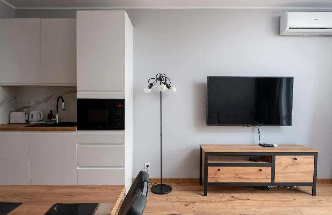 Wiktoryn Comfortable Two-Room Apartment By Bookinghost-1