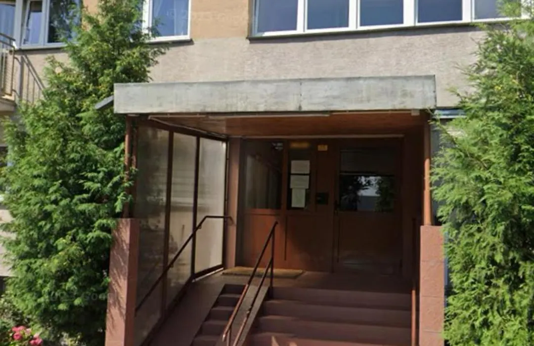 Klimatyczna kawalerka typu studio na Mokotowie blisko centrum-1