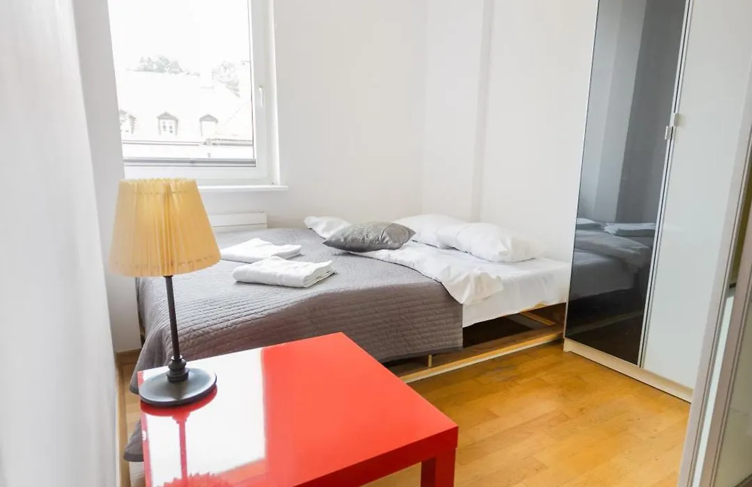 Spacious Flat In The Old Town.-1
