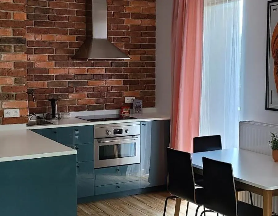 Lovely One-Bedroom Condo With Patio Free Parking-1